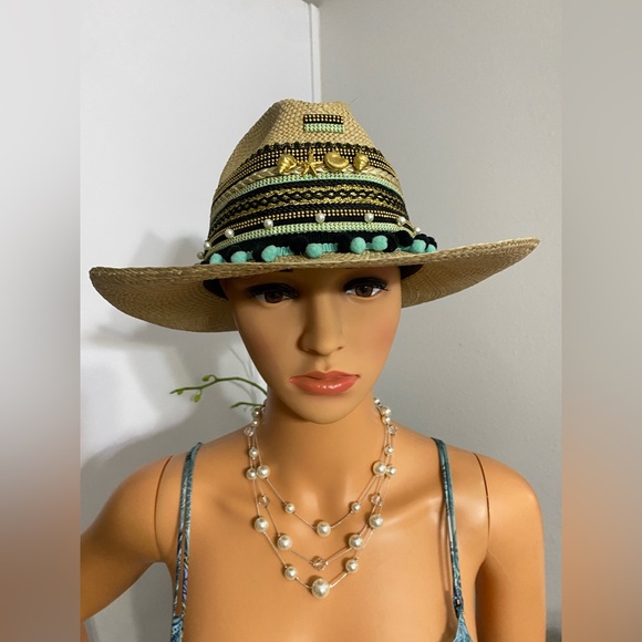 Elegant Multi-Strand Pearl & Crystal Necklace - White - Picture 7 of 14